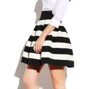 Express bubble skirt black and white striped - women's large